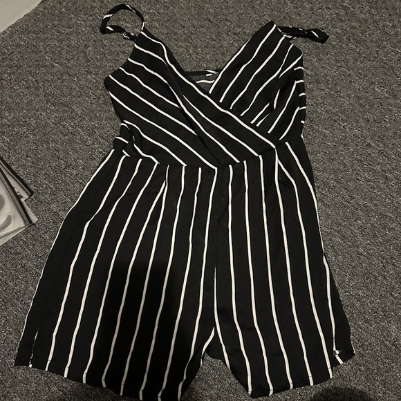 Romper - Picture 1 of 2